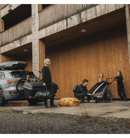 Zadní box na tažné zařízení Thule Santu - objem 260l / černý | Filson Store