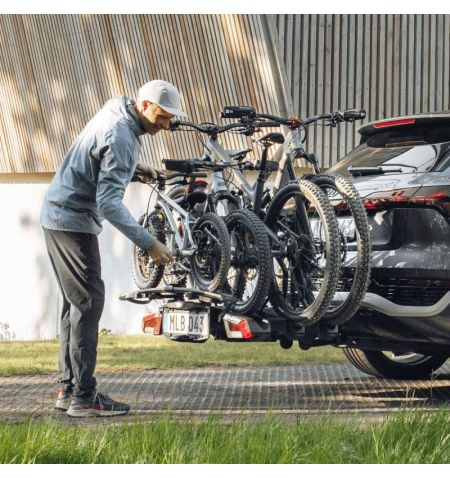 Přídavný nosič na tažné zařízení na třetí nebo čtvrté kolo Thule EasyFold 3 / černý | Filson Store