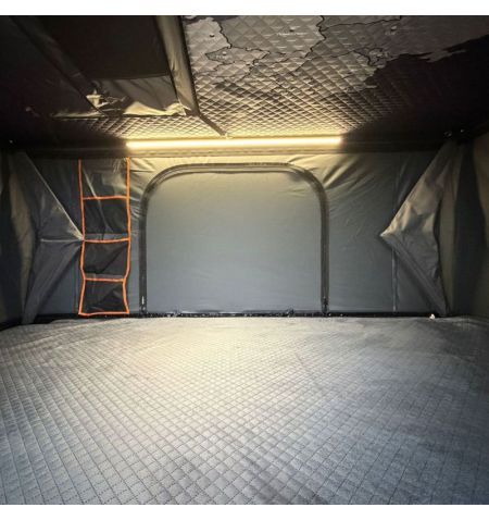 Střešní autostan Aroso Schwarzwald pro 3 osoby - s aluminiovou skořepinou / šedý / 4 ližiny | Filson Store