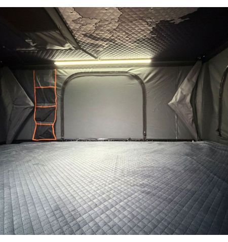 Střešní autostan Aroso Schwarzwald pro 3 osoby - s aluminiovou skořepinou / šedý / 4 ližiny | Filson Store