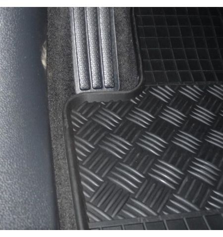 Autokoberce gumové přesné - Volkswagen T6 (Typ SG/SH) Caravelle (2015-2023) čtyřdílná sada / koberec přes tunel 2-sedadla | F...