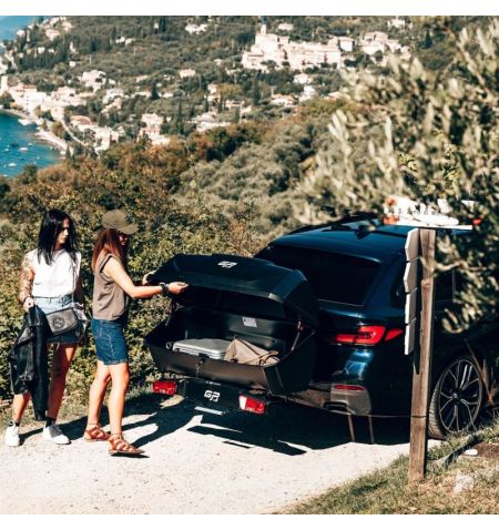 Zadní box na nosič na tažné zařízení GP Evolve - objem 340l / uzamykací / černý | Filson Store Zadní box na nosič na tažné zařízení GP Evolve - objem 340l / uzamykací / černý | Filson Store