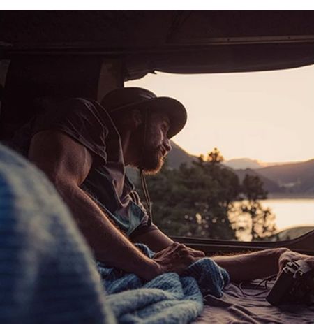 Střešní autostan Aroso Eifel pro 2 osoby - s ABS skořepinou / černý / šedá plachta | Filson Store