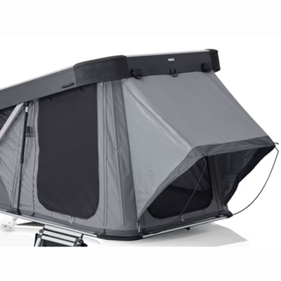 Dodatečná ochrana proti dešti a větru | Střešní autostan Thule Widesky pro 2 osoby - s aluminiovou skořepinou / tmavě břidlicový Ashland šedý | Filsonstore Dodatečná ochrana proti dešti a větru | Střešní autostan Thule Widesky pro 2 osoby - s aluminiovou skořepinou / tmavě břidlicový Ashland šedý | Filsonstore