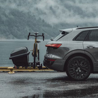 Ergonomické nakládání | Zadní box na tažné zařízení Thule Santu | Filsonstore