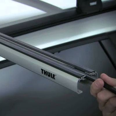 Horní T-drážka 20mm | Střešní nosič Thule SlideBar Evo Silver | Filsonstore